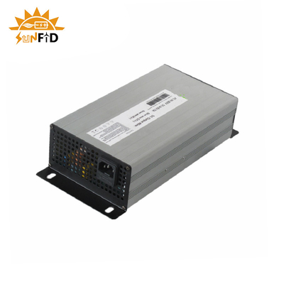 24V Lifepo4 Lityum Pil Şarj Cihazı 12V 36V 48V 60V 72V Li Ion Kurşun Asit Golf Arabası Hibrit Araba için