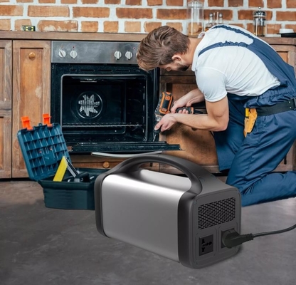 Hepsi Bir Arada Açık Taşınabilir Güç İstasyonu AC 220V 100V 800W 500W 756W Kamp için Güneş Enerjisi