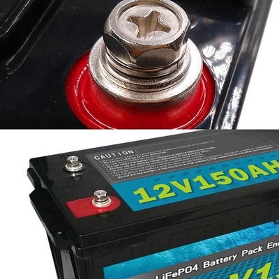 Karavanlar için Lifepo4 Boş Zaman Pilleri 12V 150AH RV Güneş Enerjisi Depolama Sistemi